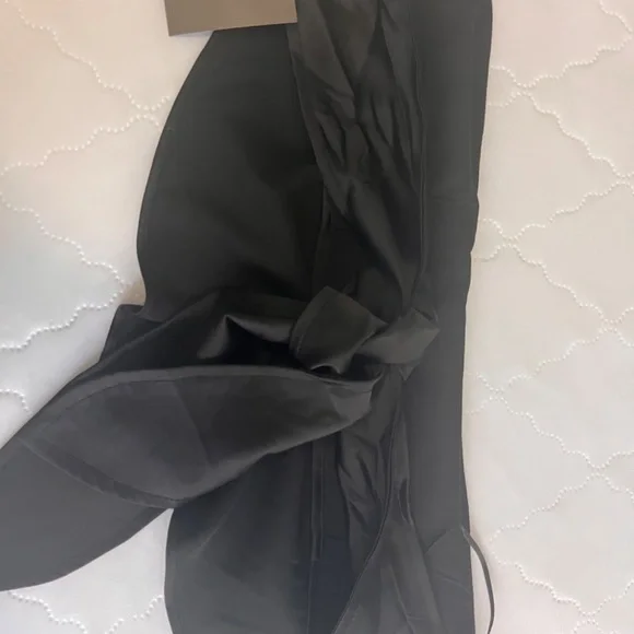 NWT Strapless tie back Crop top NWT - Picture 4 of 6